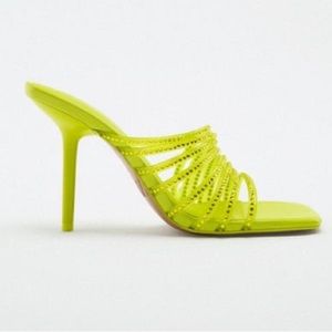 Zara bloggers favorite heels